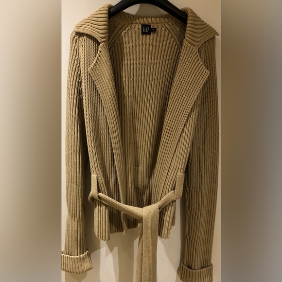 Beige Ribbed Knit Sweater - Picture 6 of 6